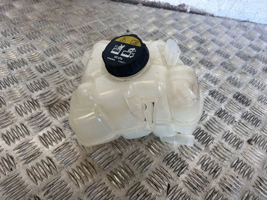 Coolant expansion tank/reservoir 31465682