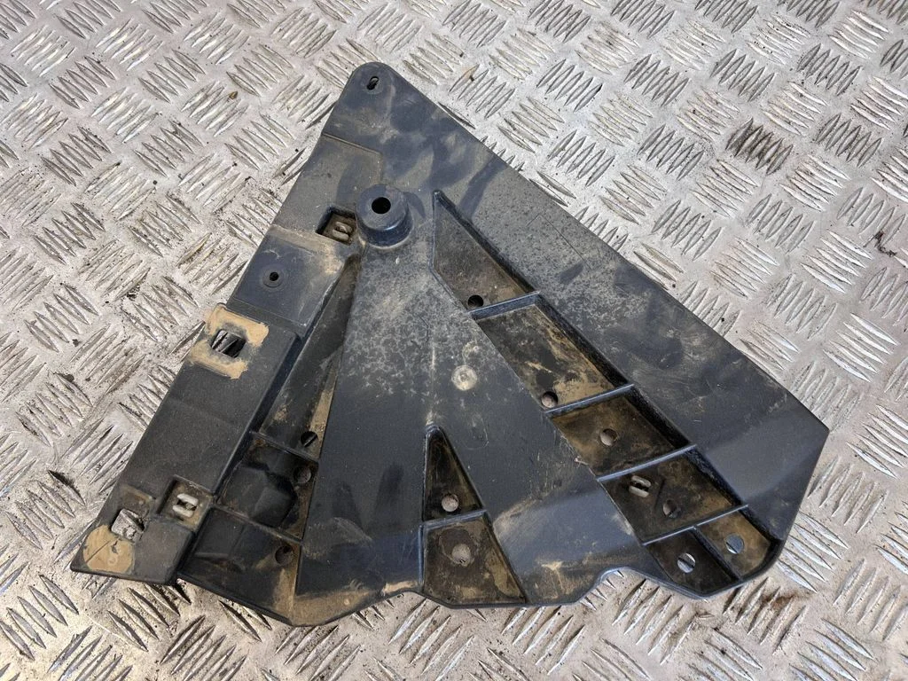Intercooler air guide/duct channel 5328862010