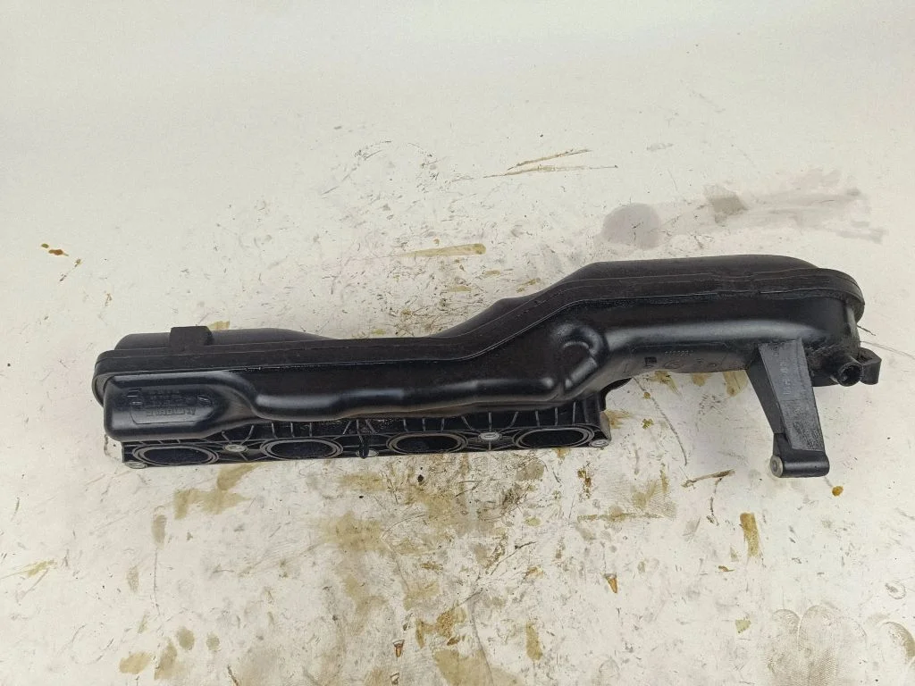 Intake manifold – BMW X5 E70 (2006-2013)