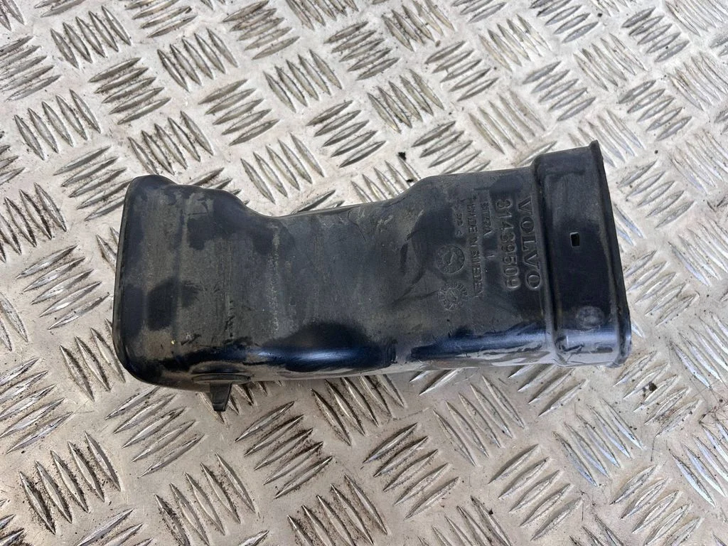Air intake duct part 31439509