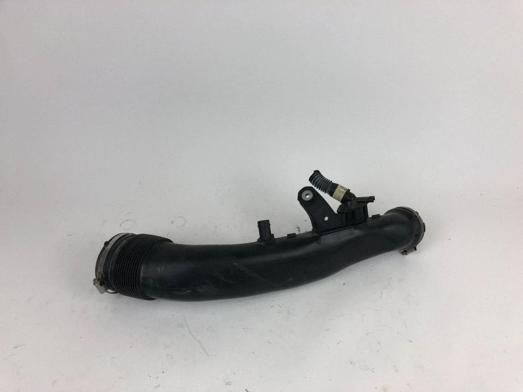 Air intake hose/pipe 7583726