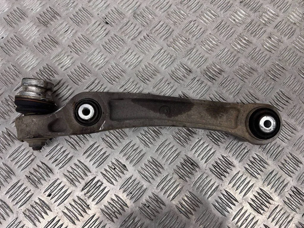 Front lower control arm/wishbone 4M0407155D
