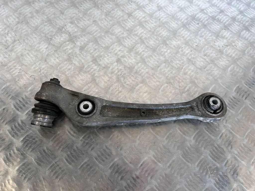 Front lower control arm/wishbone 8K0407156C