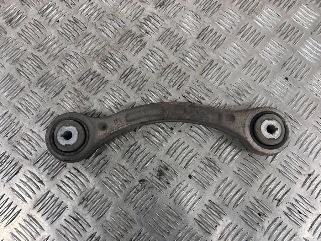 Rear upper control arm/wishbone