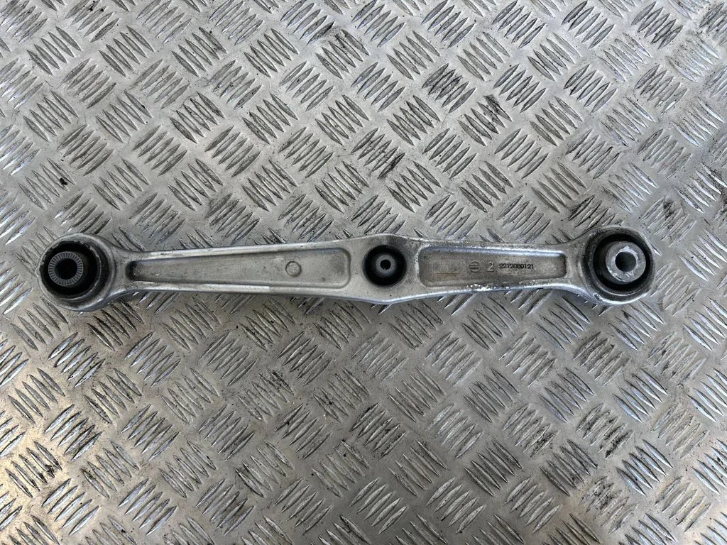 Rear upper control arm/wishbone