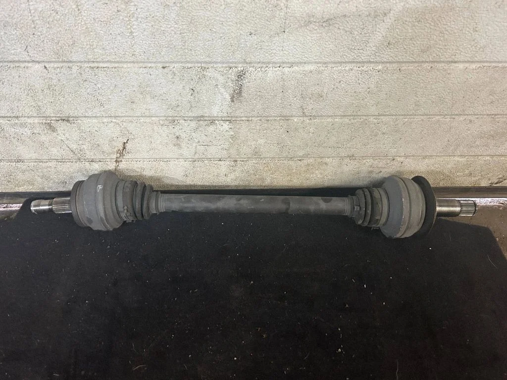 Rear driveshaft