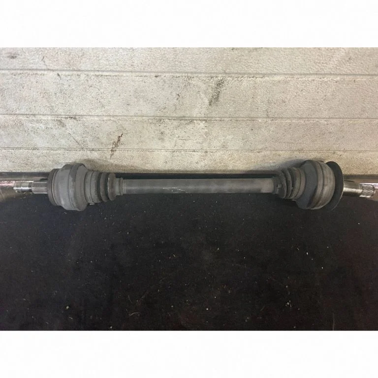 Rear driveshaft