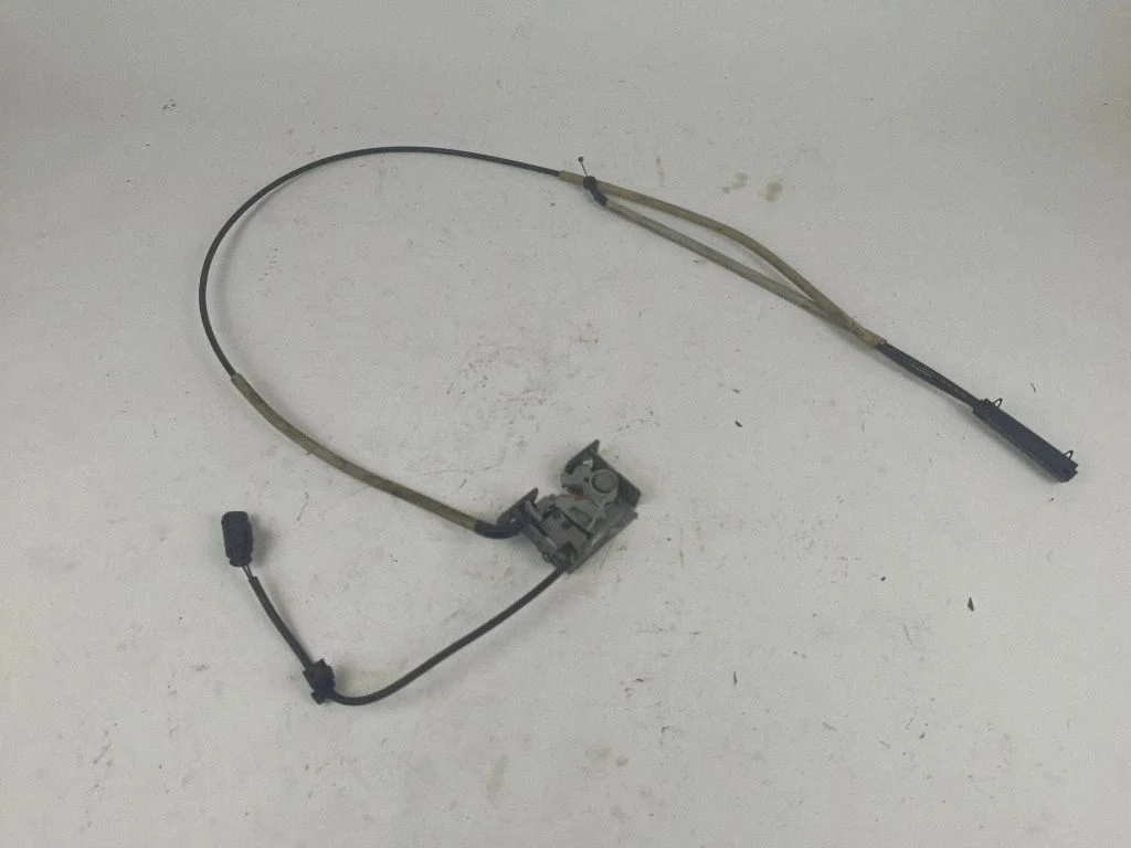 Zamek maski – BMW X5 E70 (2006-2013)