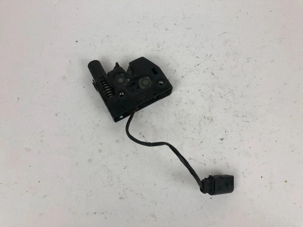 Engine bonnet/hood lock/catch 4G0823509C