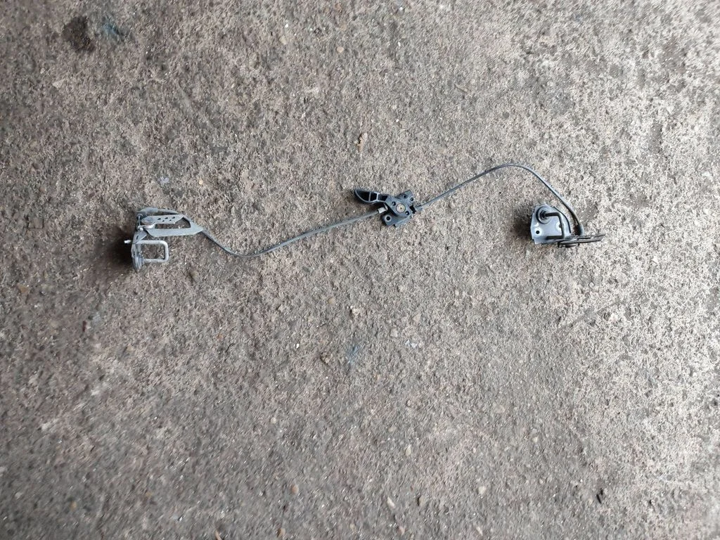 Engine bonnet/hood lock/catch 13989610
