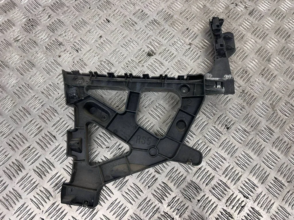 Rear bumper mounting bracket 8T0807453B