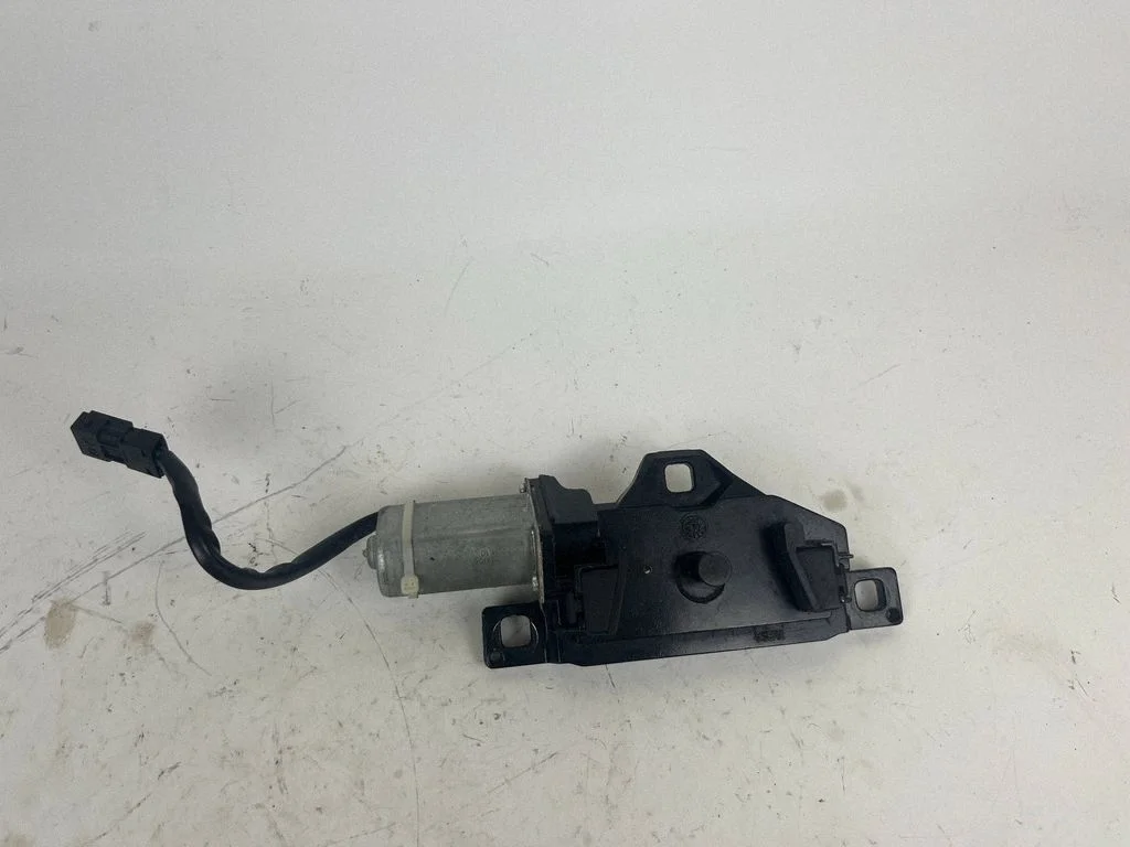 Tailgate/trunk/boot lock/catch/latch FS578VA