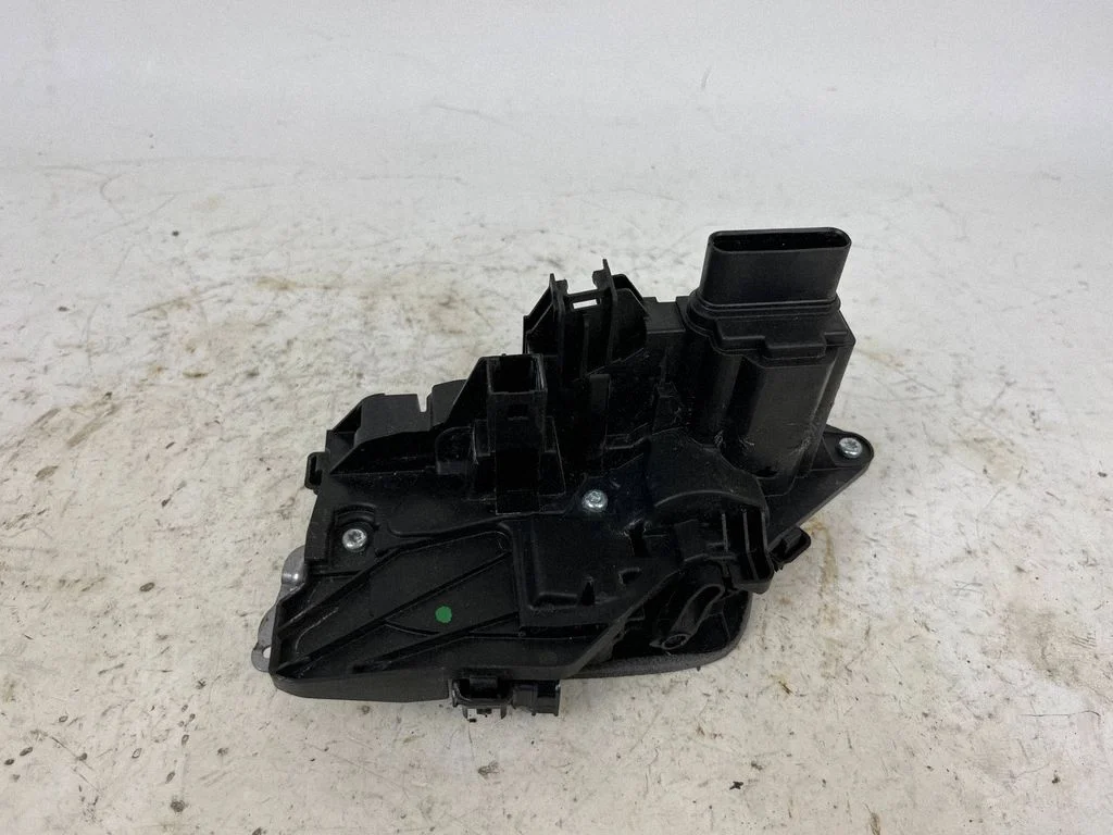 Front door lock 31440997