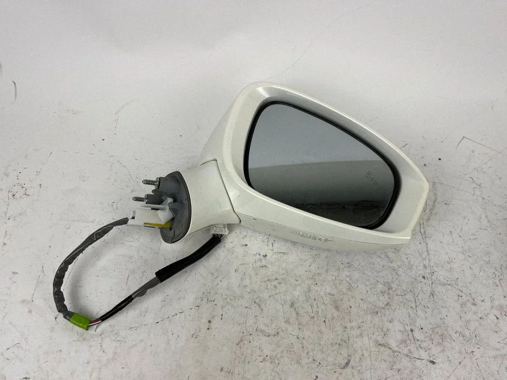 Front door electric wing mirror – right