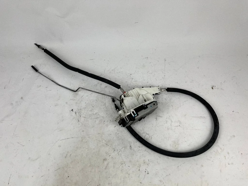Rear door lock 670003111