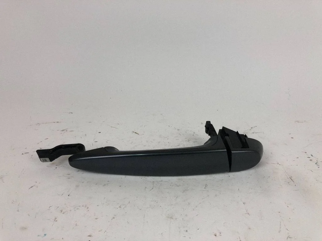 Rear door exterior handle