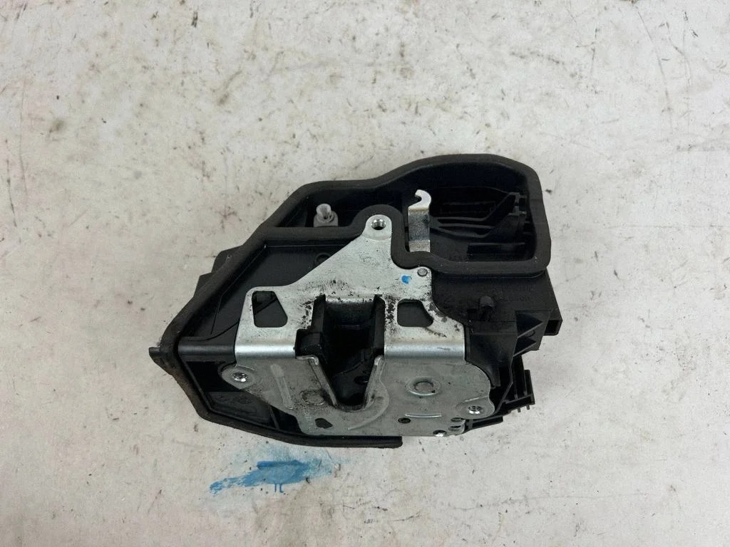 Rear door lock – BMW 5 Series GT F07 (2010-2017)