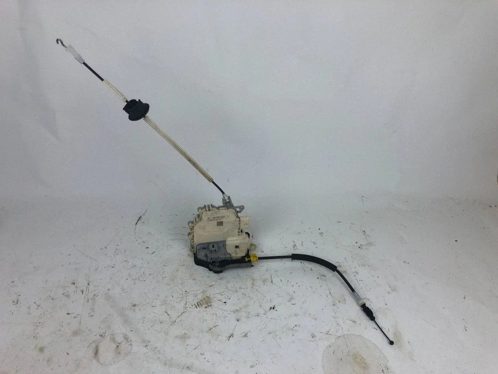 Rear door lock 8K0839016D