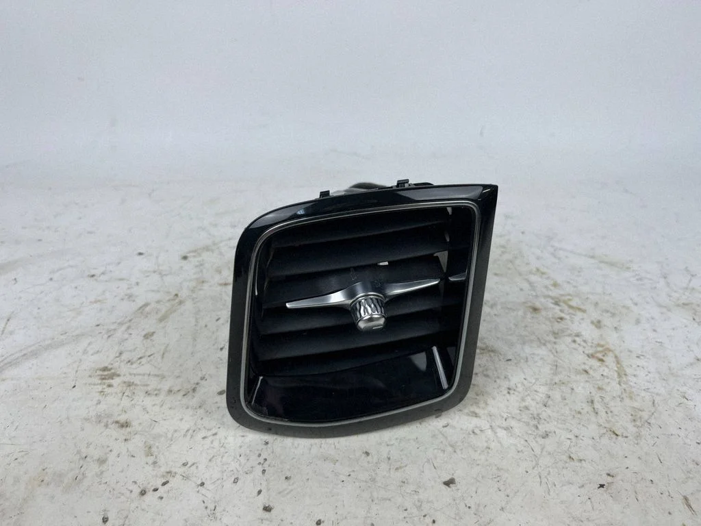 Dashboard side air vent grill/cover trim 31417691