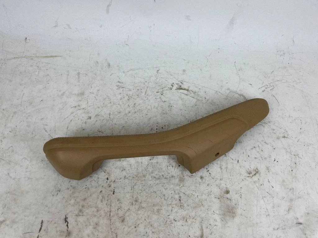 Other rear door trim element 95B867374
