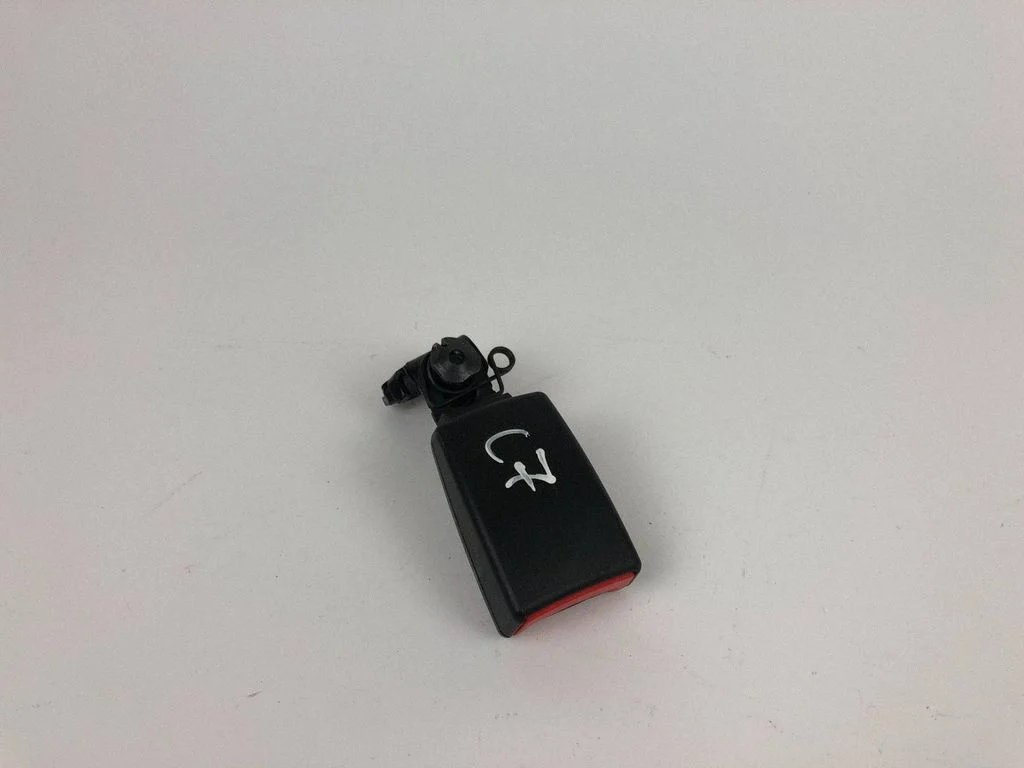 Tagumise turvavöö pannal 4G8857739