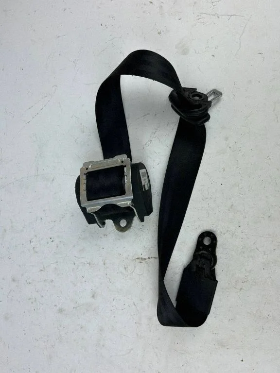Rear seatbelt 606669800