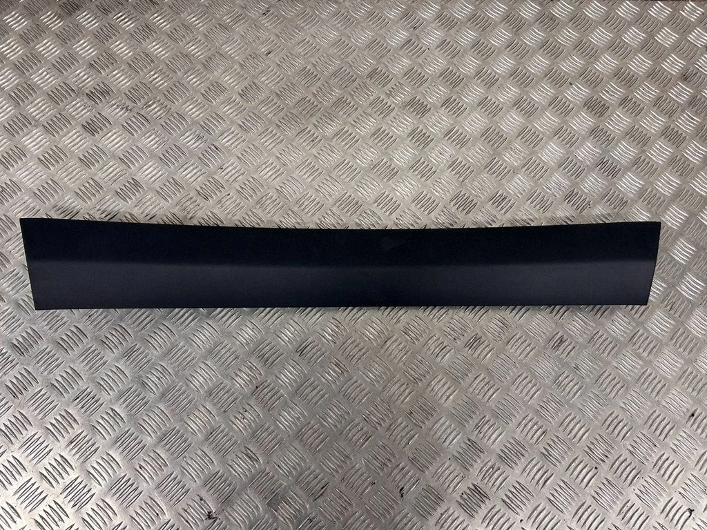 Muu pagasiruumi viimistluse osa 103790600D