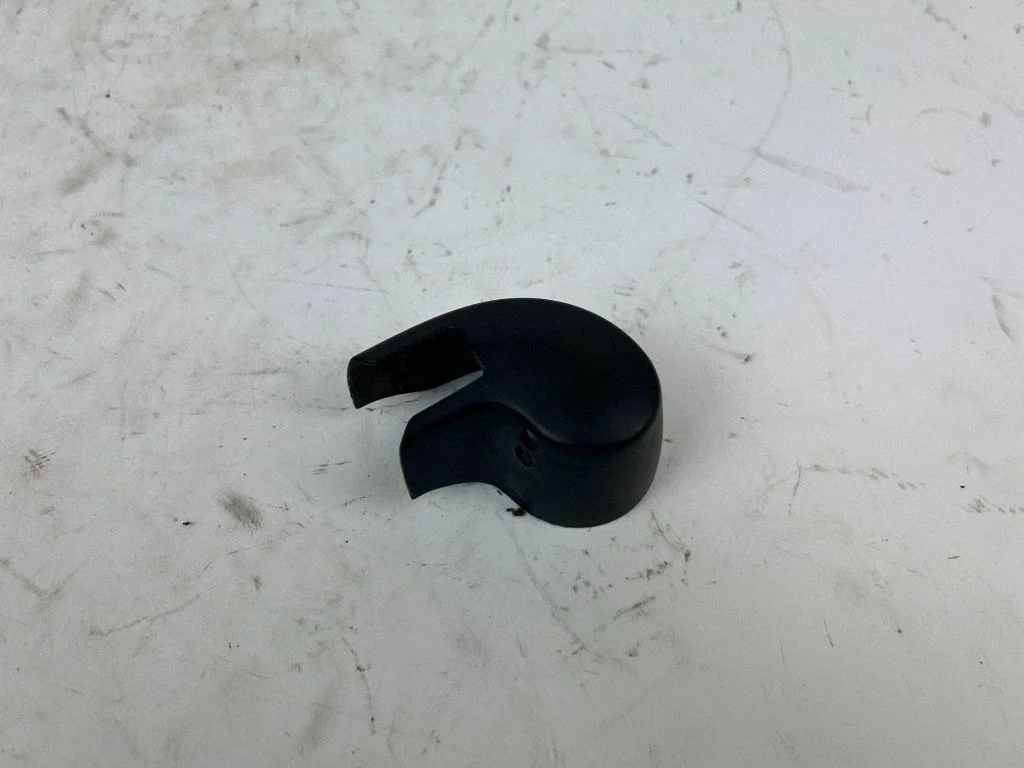Other trunk/boot trim element 8K9955205