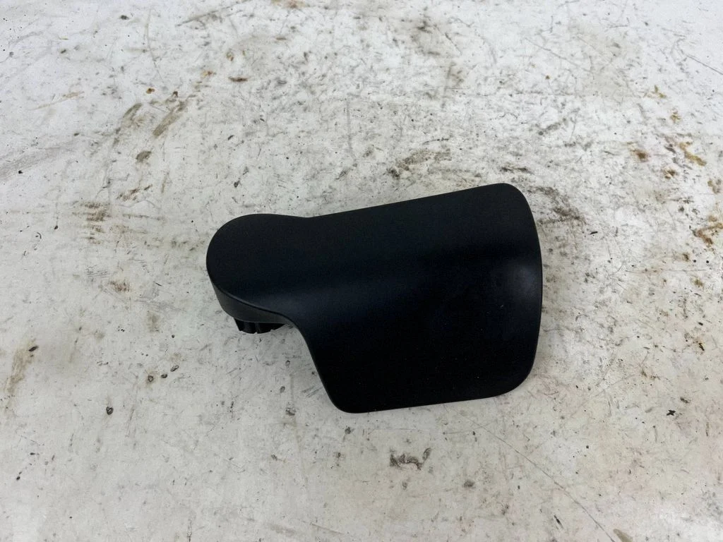 Engine bonnet (hood) release handle 4H1823533
