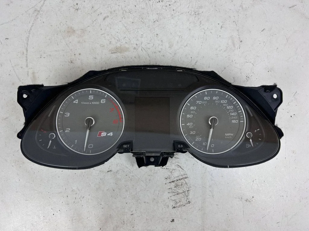 Speedometer (instrument cluster) 8K0920982L