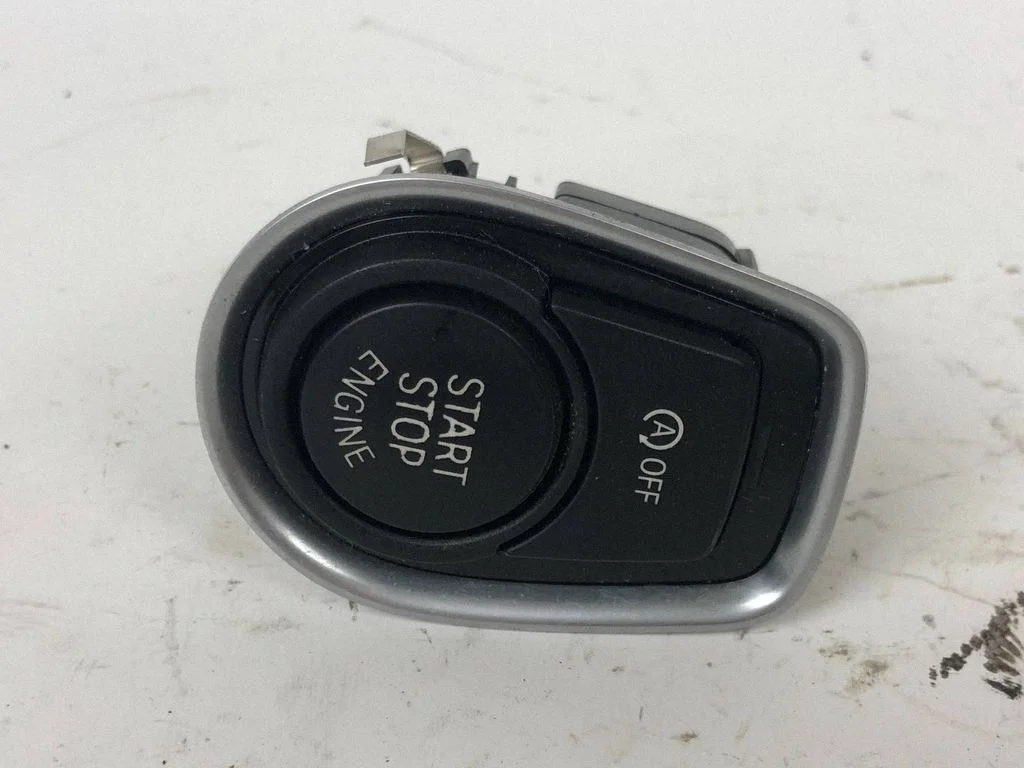 Automobilio užvedimo jungtukas