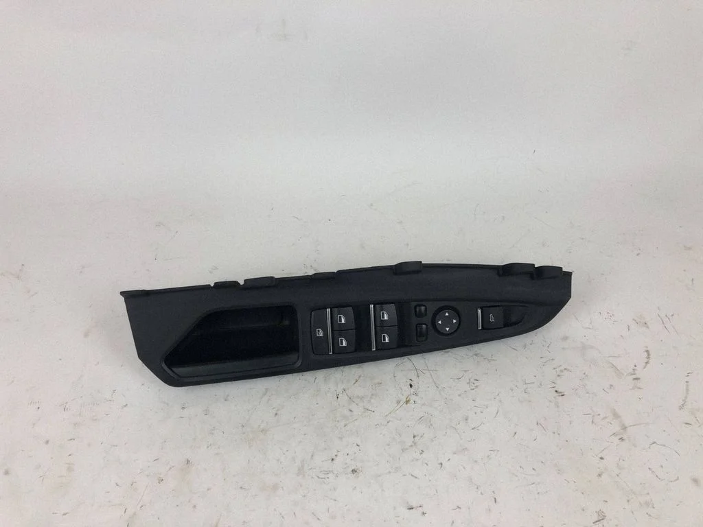 Electric window control switch 9297349