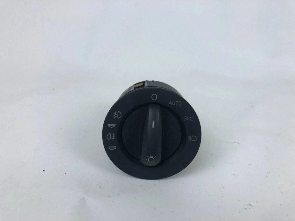 Light switch 4F2941531D