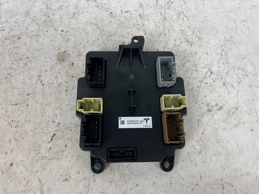Door control unit/module 106205600D