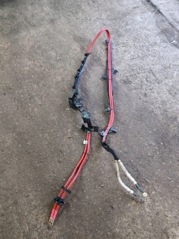 Positive cable (battery) 9381584