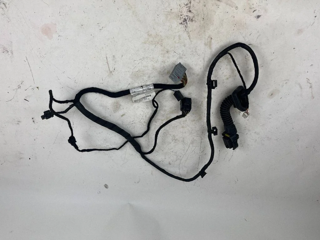 Rear door wiring loom – Maserati Levante (2017-)