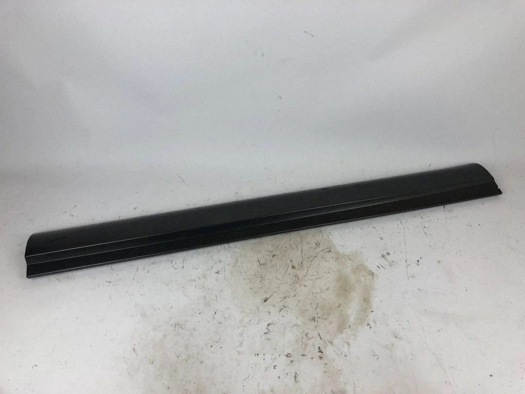 Apdaila priekinių durų (moldingas)
