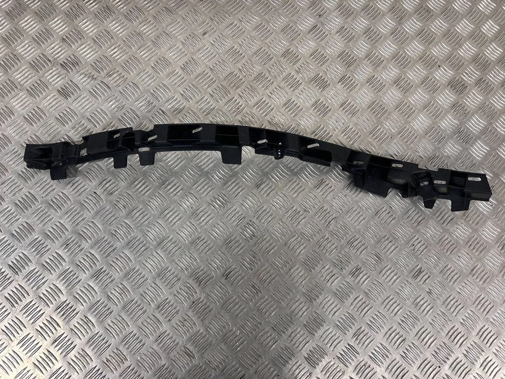 Muu salongiosa 105372500B