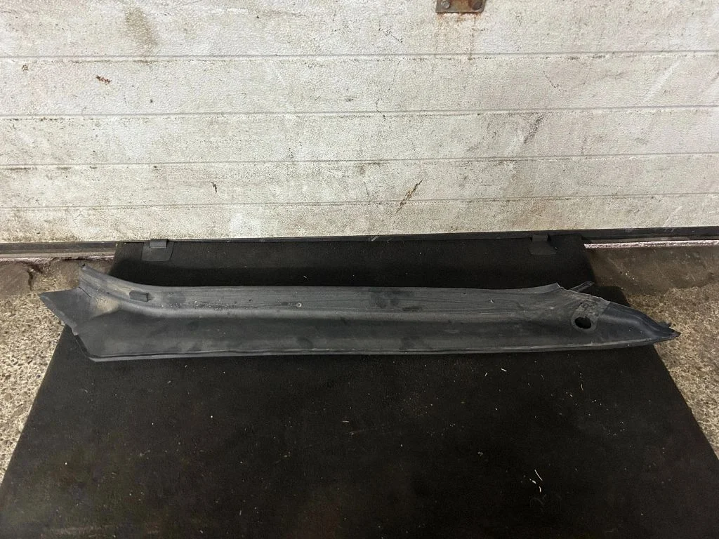 Muu salongiosa A1676902410