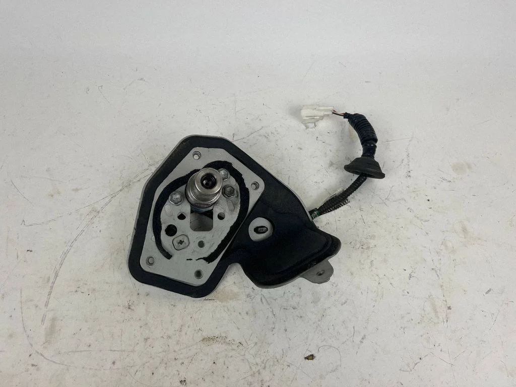 Other engine bay part 77AE062020