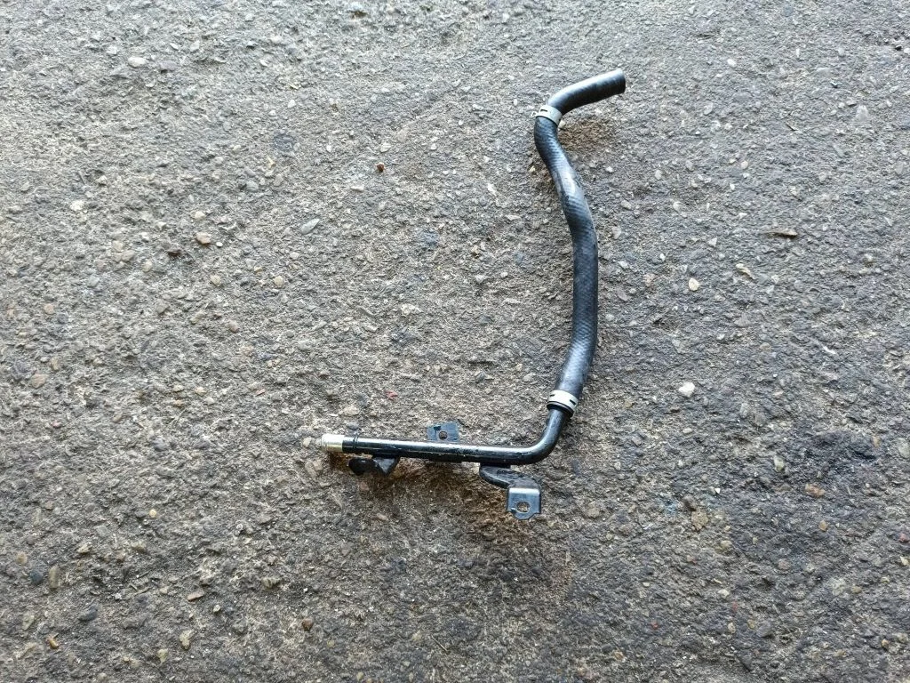 Other engine bay part