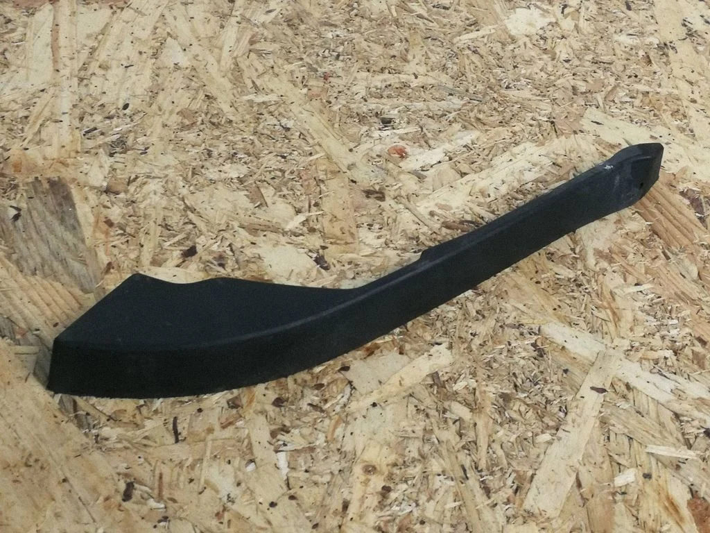 Kita variklio skyriaus detalė