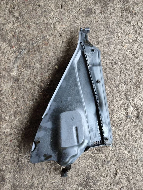 Other engine bay part – BMW 3 Series GT F34 (2013-2017)