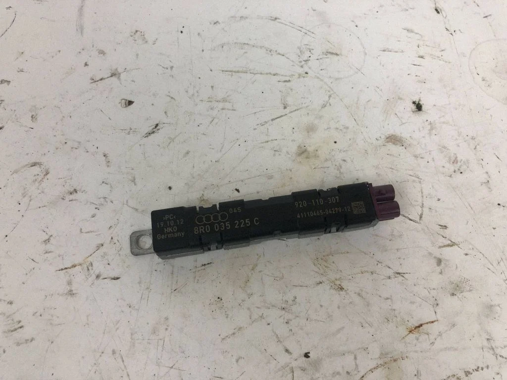 Aerial antenna amplifier 8R0035225C