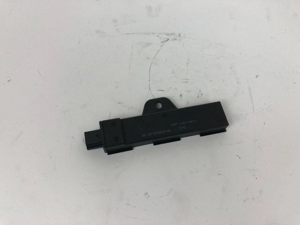 Interior comfort aerial antenna 9220832