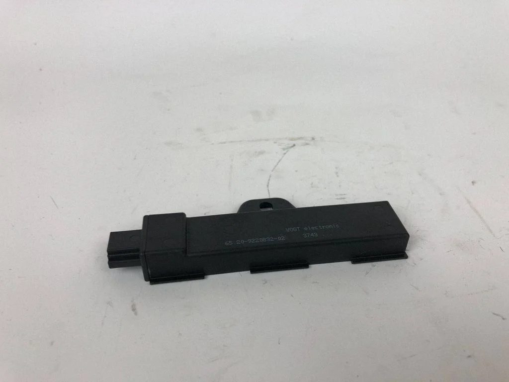 Interior comfort aerial antenna 9220832