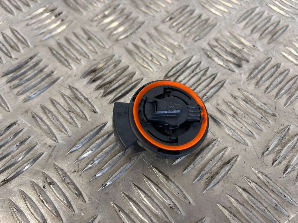 Airbag deployment crash/impact sensor – Tesla Model S (2012-)