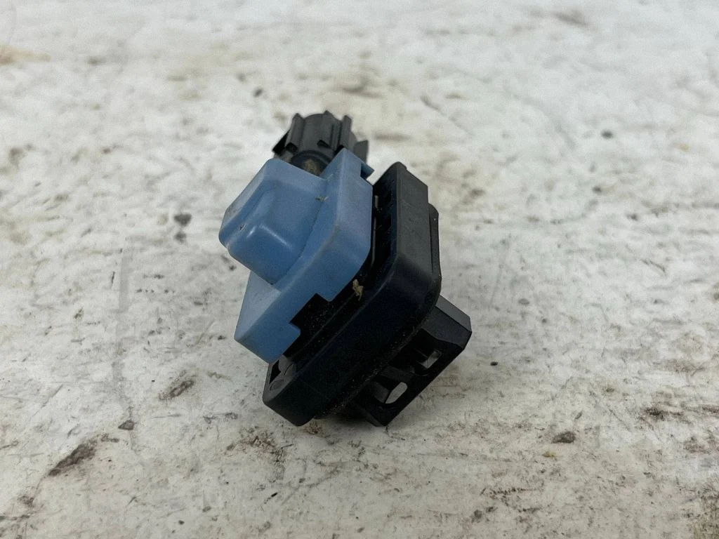 Airbag deployment crash/impact sensor 8983A52011