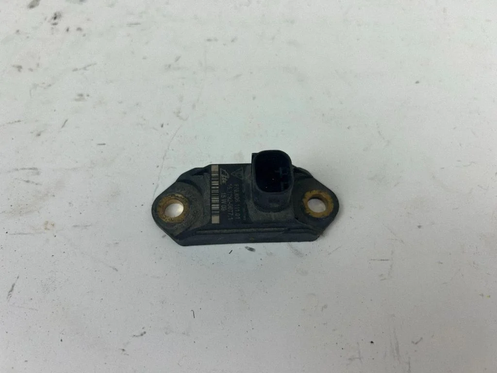 Airbag deployment crash/impact sensor – Porsche Panamera (970) (2009-2017)
