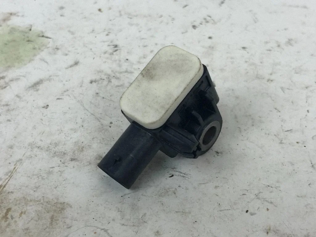 Airbag deployment crash/impact sensor – Maserati Ghibli (2013-)